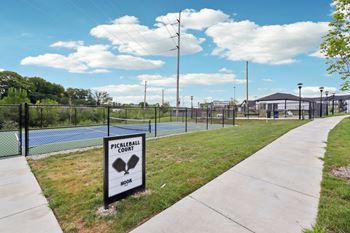 Pickleball and dog park amenities at montage west lafayette.